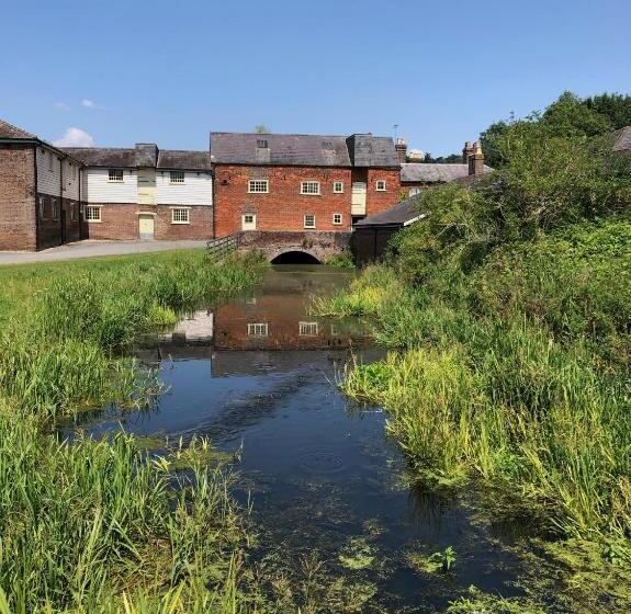 Bed and Breakfast Hyde Mill