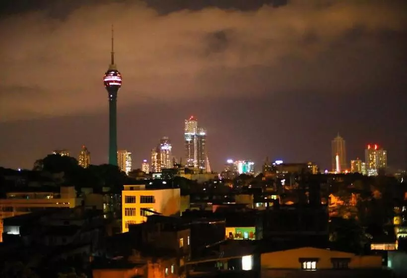 هتل Opulence Colombo