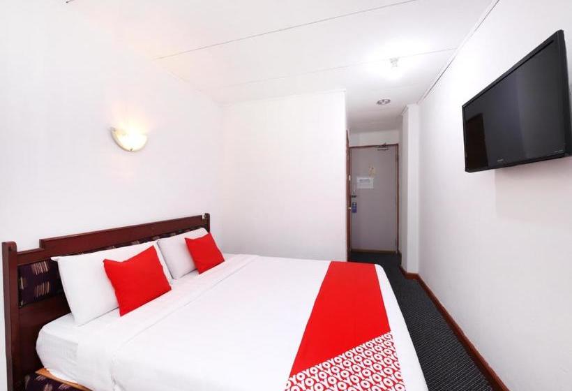 酒店 Oyo 699 Plaza