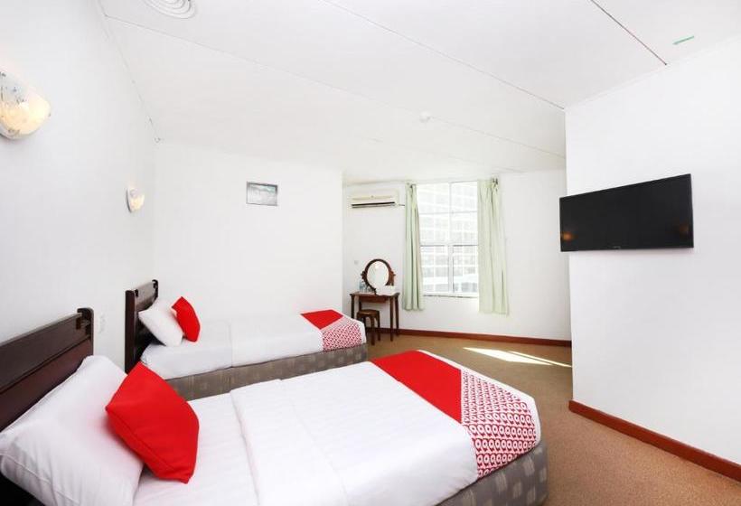 酒店 Oyo 699 Plaza