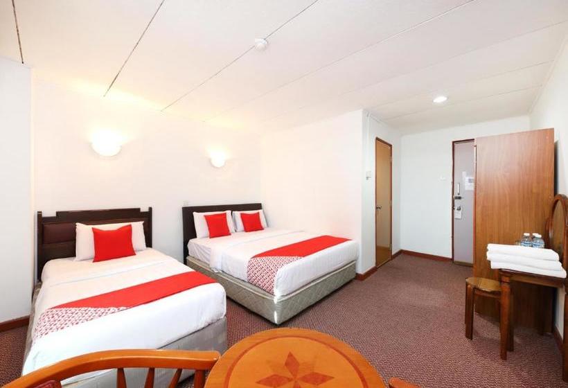 酒店 Oyo 699 Plaza