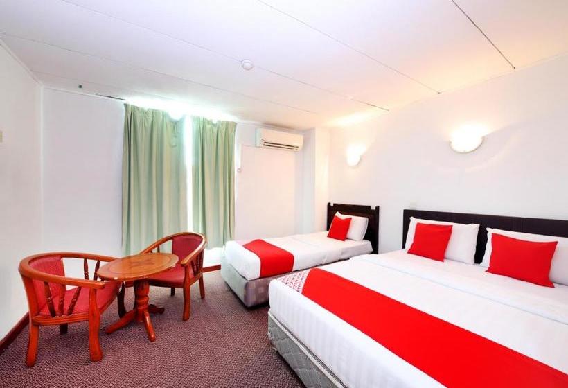 酒店 Oyo 699 Plaza