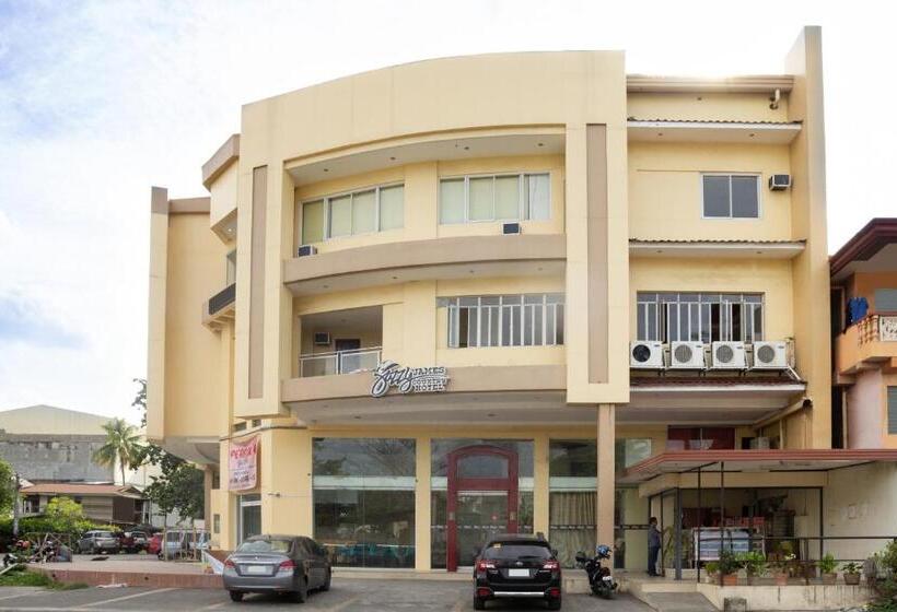 Oyo 133 Jazzy James Country Hotel Ii