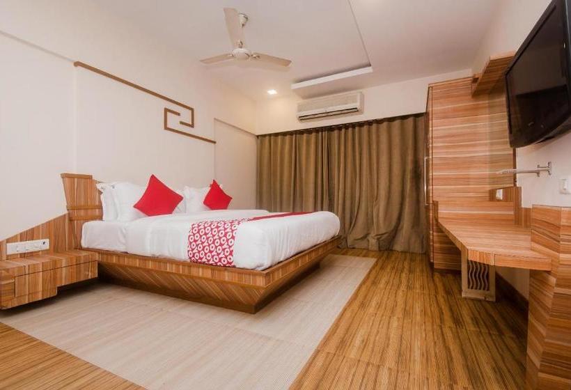 בית מלון כפרי Capital O 13823 Praveen International