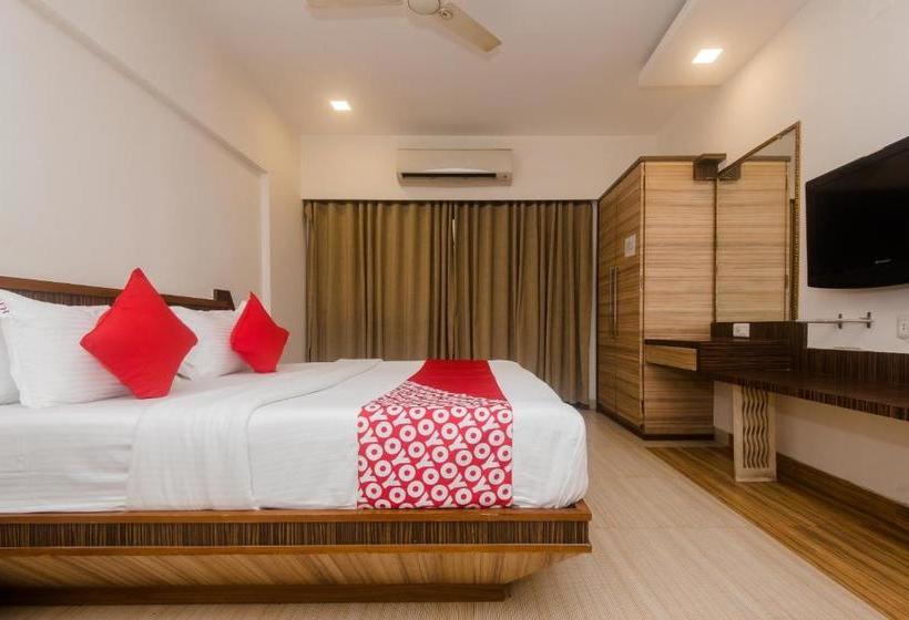 בית מלון כפרי Capital O 13823 Praveen International