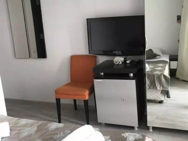 پانسیون Guesthouse Data
