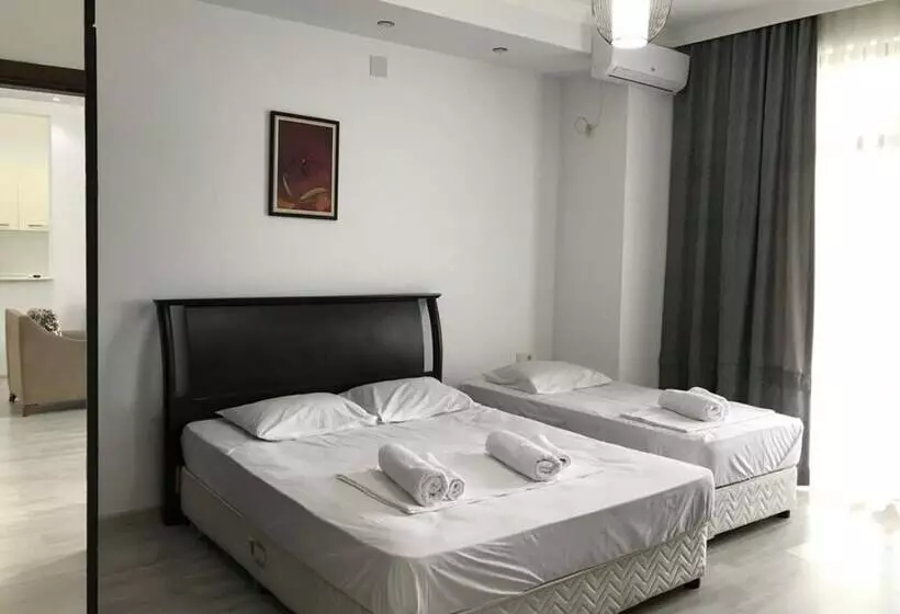 پانسیون Guesthouse Data