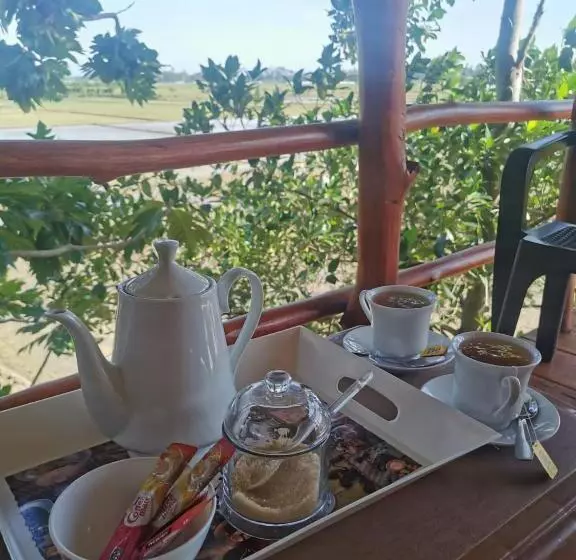 پانسیون Lake Side View Cabana