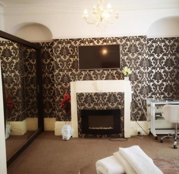 ベッドアンドブレックファースト Red Carpet Guesthouse