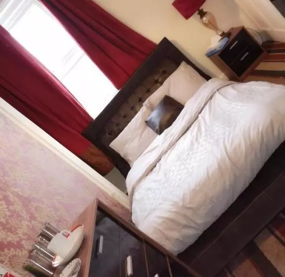 Aamiaismajoitus (B&B) Red Carpet Guesthouse