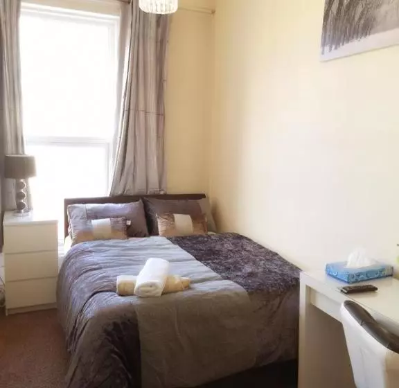 Aamiaismajoitus (B&B) Red Carpet Guesthouse