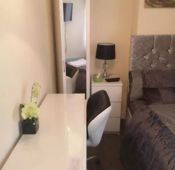 Aamiaismajoitus (B&B) Red Carpet Guesthouse