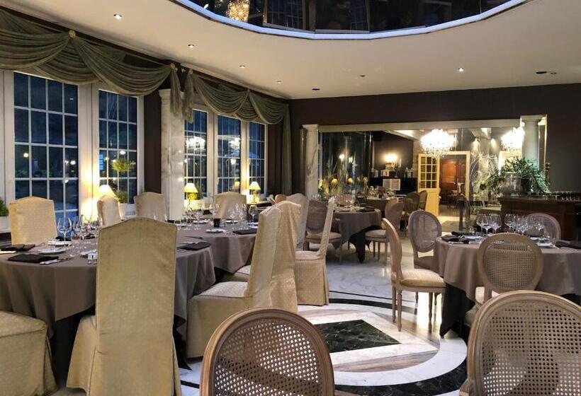 هتل Hostellerie De La Chapelle