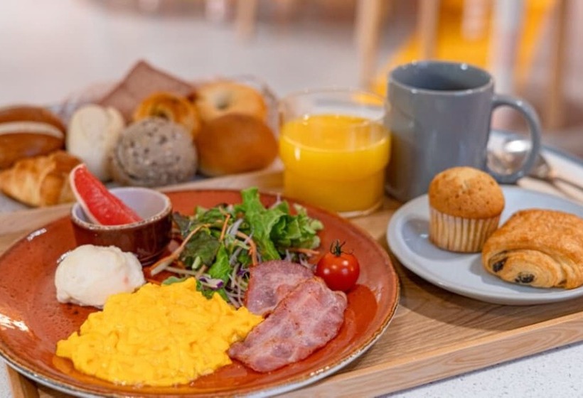 Hotel Lyf Ginza Tokyo