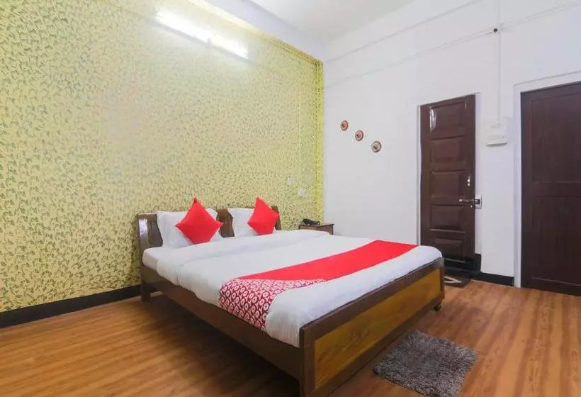 ホテル Oyo 24676 Purbanchal Guest House