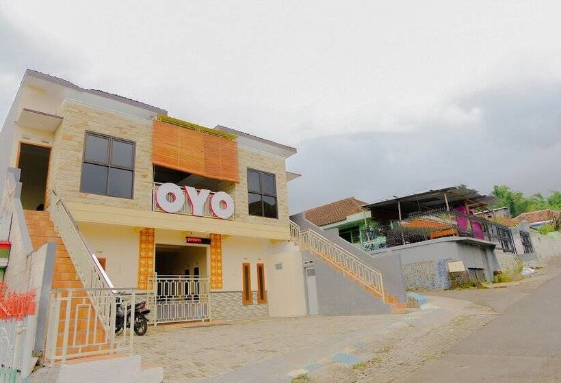 فندق Oyo 605 Queen Residence