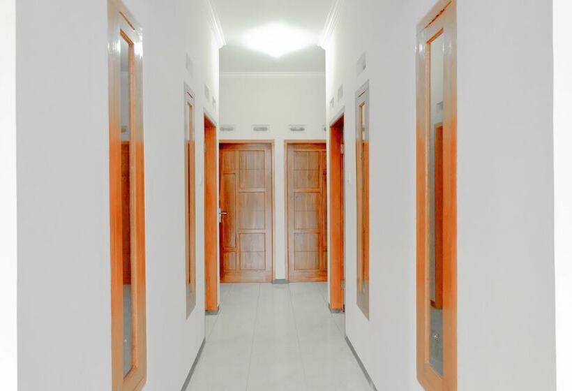 فندق Oyo 605 Queen Residence