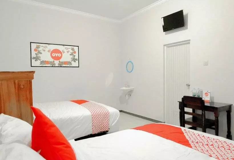 Otel Oyo 605 Queen Residence