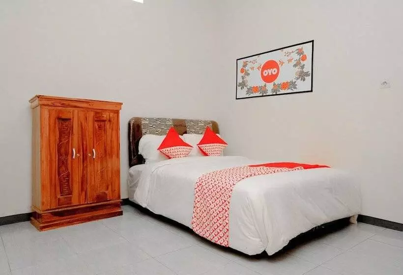 Otel Oyo 605 Queen Residence