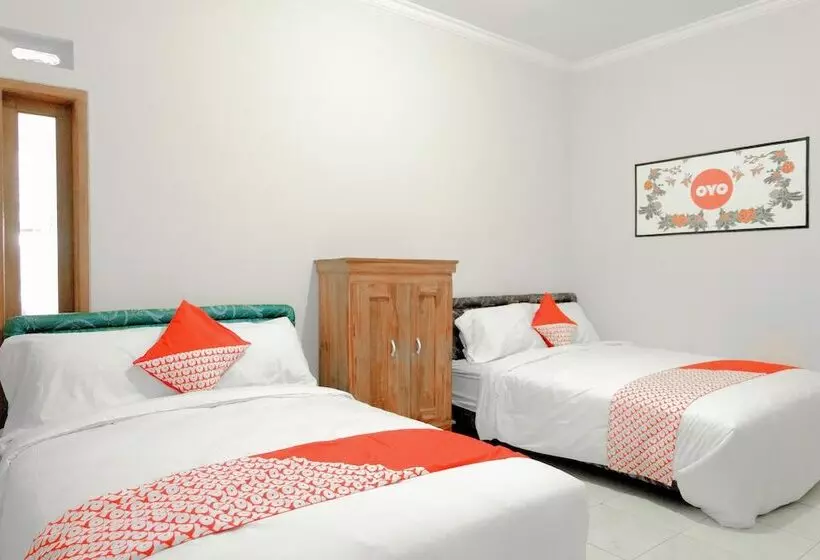 Otel Oyo 605 Queen Residence