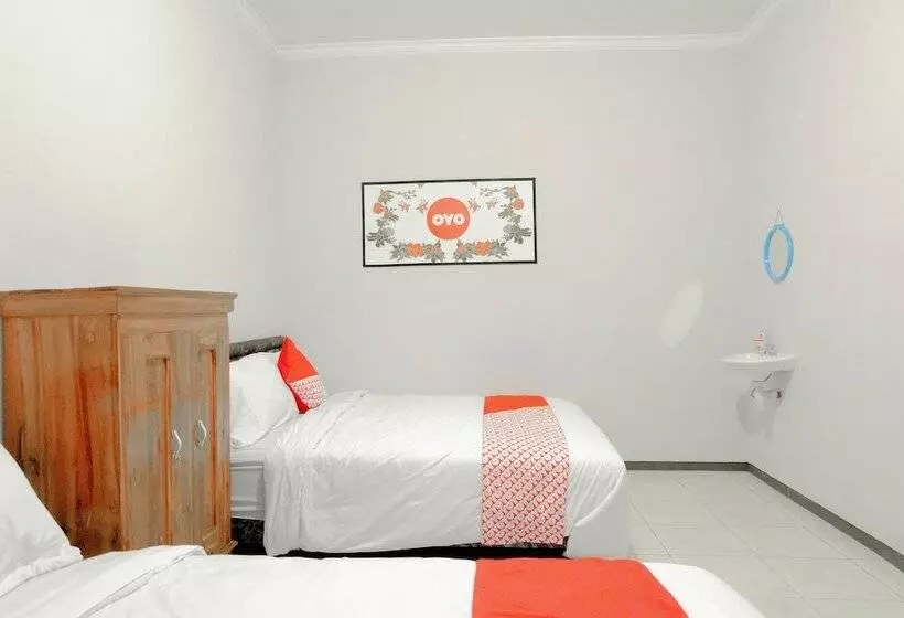 Otel Oyo 605 Queen Residence