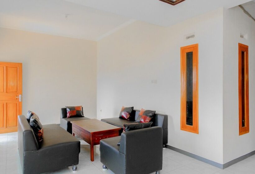 فندق Oyo 605 Queen Residence