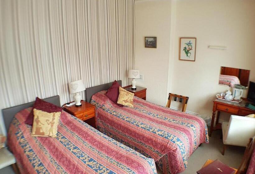 בית מלון כפרי The White House