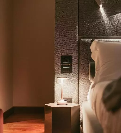 هتل Baca Suites, Restaurant & Bar