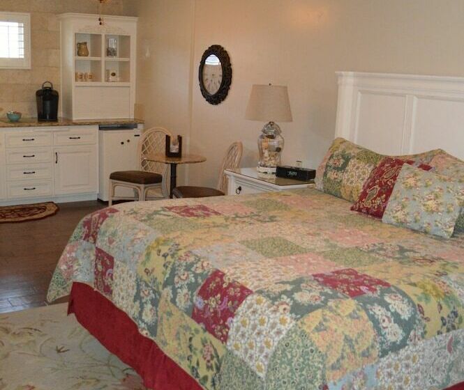 ホテル Beachcomber Inn