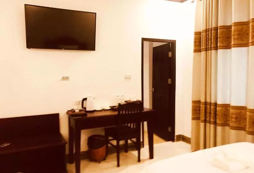Hotelli Khung City