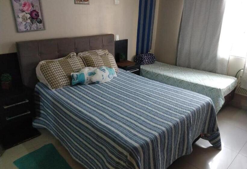 펜션 Suítes Econômica 250 Metros Do Mar