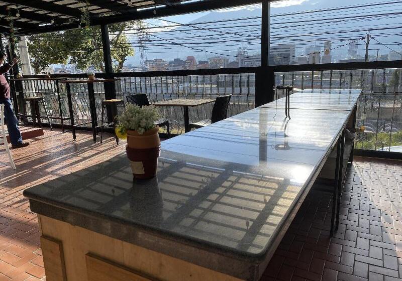 Air Suites Hotel Boutique