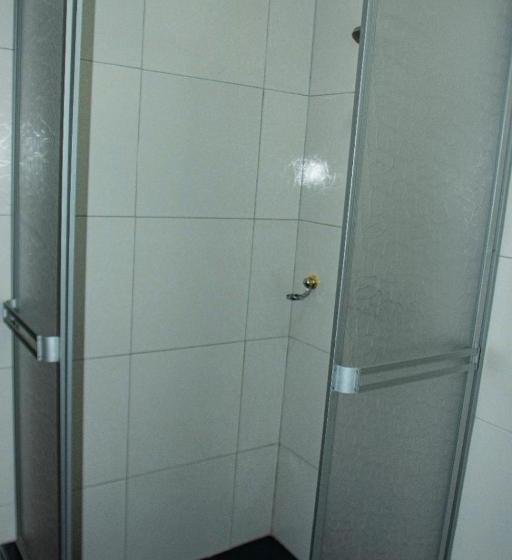 فندق Hostal Vasco