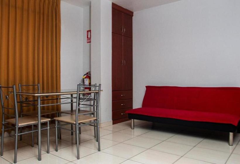 فندق Hostal Vasco