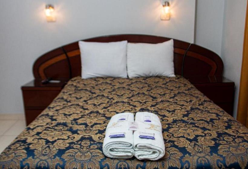 فندق Hostal Vasco