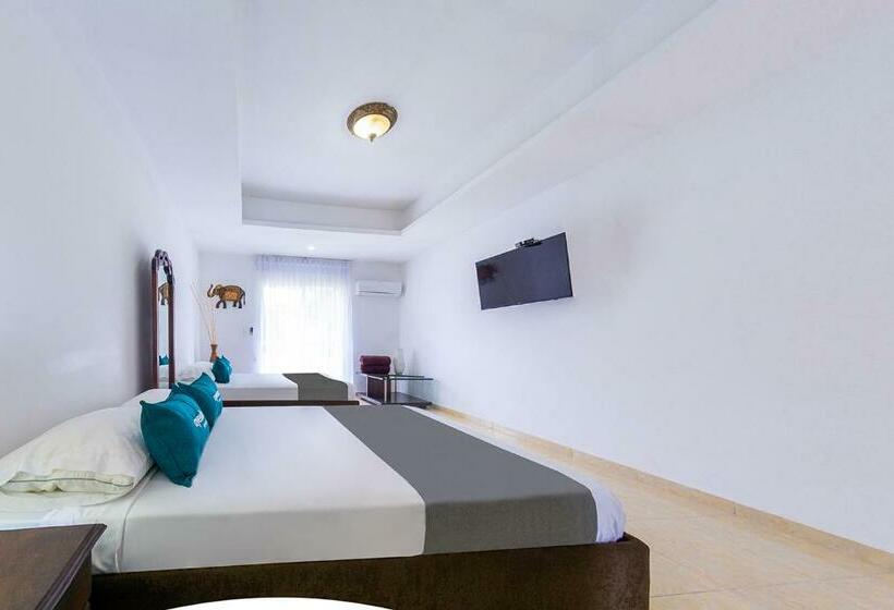 Aw Hotel Acawa Resort & Piscina