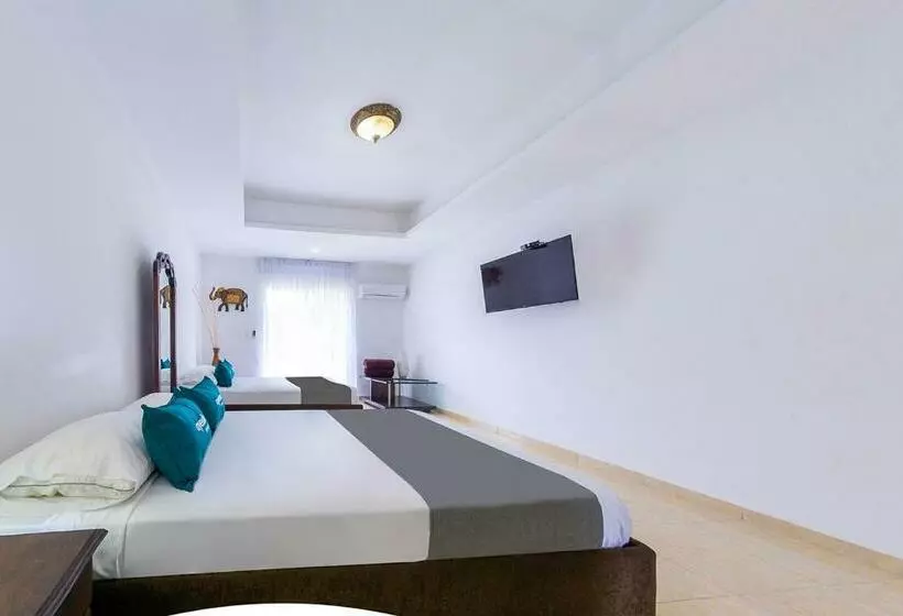 Aw Hotel Acawa Resort & Piscina