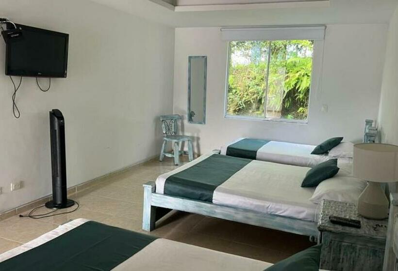 Aw Hotel Acawa Resort & Piscina