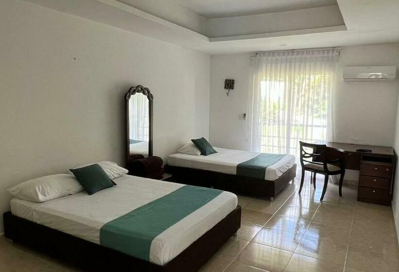 Aw Hotel Acawa Resort & Piscina