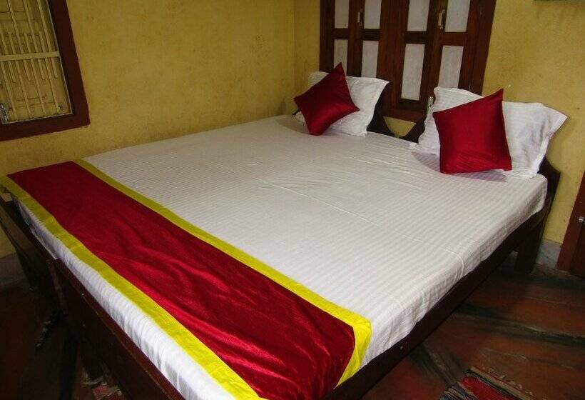 Отель Goroomgo Annapurna Bhakta Niwas Puri