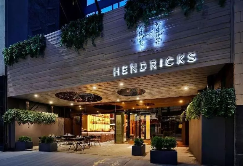 هتل Hendrick's
