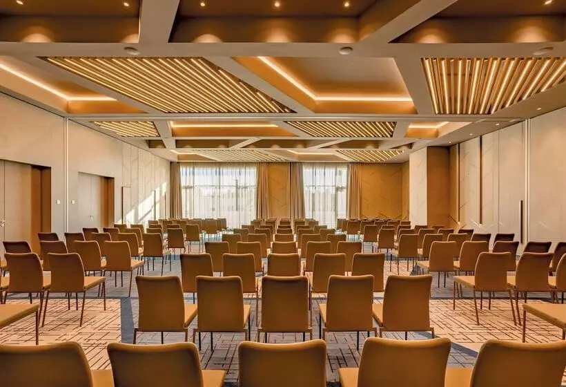 هتل Hyatt Regency Algiers Airport