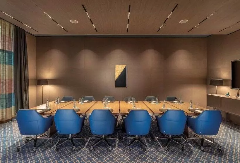 هتل Hyatt Regency Algiers Airport