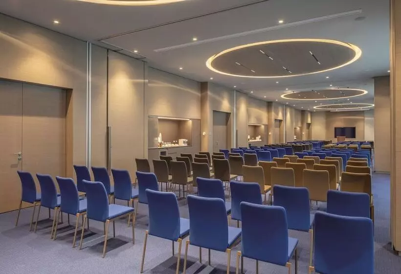 هتل Hyatt Regency Algiers Airport