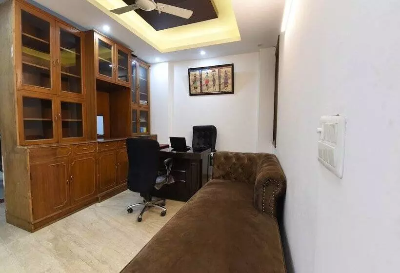 ホテル Oyo 3090 Brahamputra Guest House