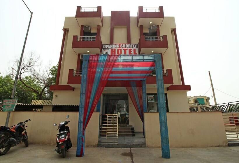 Hotel Oyo 5741 Grand Highway