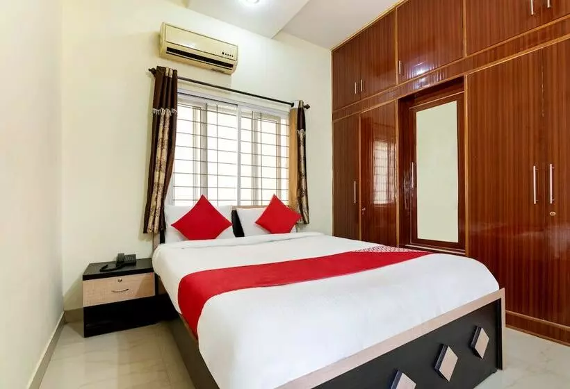 Hotelli Sri Sai Inn Budget