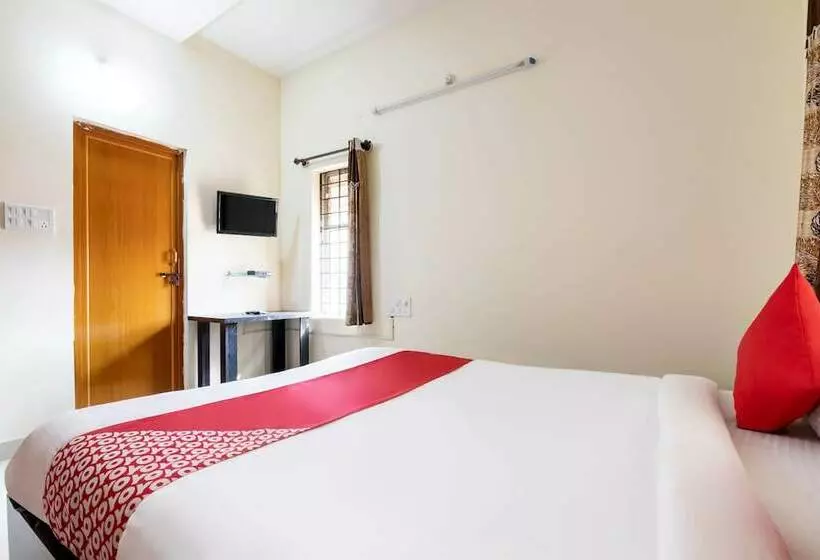 Hotelli Sri Sai Inn Budget