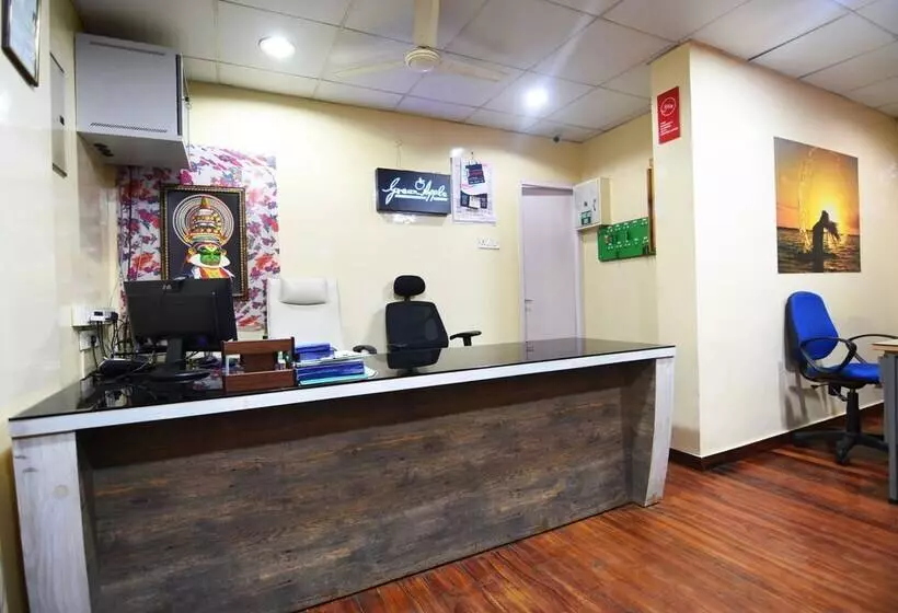 هتل Ulo Green Apple Inn Omr