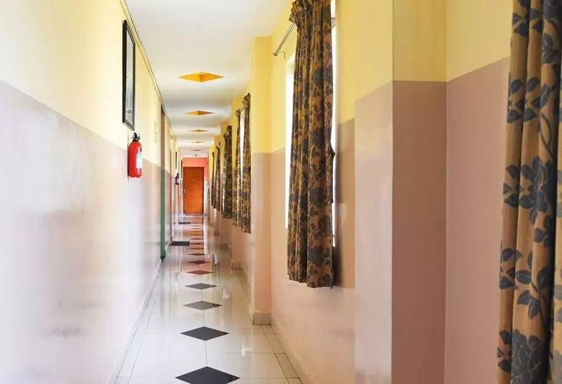 هتل Ulo Green Apple Inn Omr